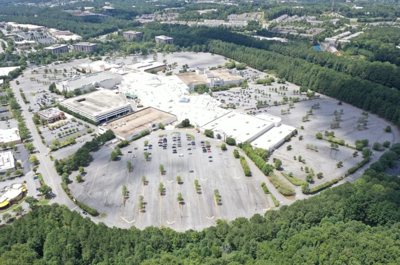 Commercial Roofing in North Point and GA 400 Activity Center, Alpharetta, GA